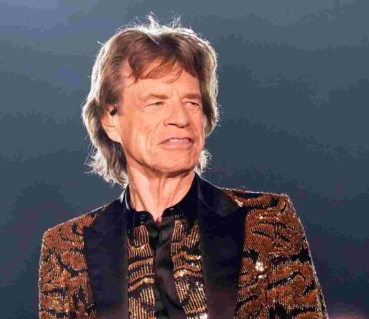 Mick Jagger spiega perchè ha definito Ellon Musk “Magnate Pazzo” in un brano del nuovo album dei Rolling Stones Mick Jagger su Ellon Musk