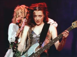 Dopo sedici anni arriva (finalmente) il nuovo album di Melissa Auf Der Maur: svelati titolo, tracklist e data di pubblicazione Dopo sedici anni arriva un nuovo album di Melissa Auf Der Maur
