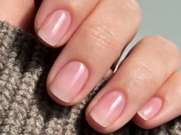 Per rinforzare le unghie fragili prendetevi cinque minuti per fare nail oiling