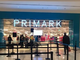Perché Primark sta riducendo i prezzi?