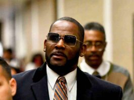 R Kelly ha chiesto a Trump di commutare la sua condanna: “Lui sa cosa vuol dire essere vittima di accuse” R Kelly ha chiesto a Trump di commutare la sua pena